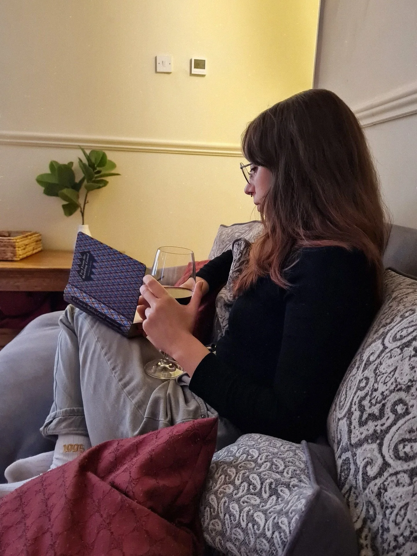 This is what weekends are for, right? ☺️☺️☺️⁣
⁣
Next week I&rsquo;ll be posting a limited time editing deal to celebrate my birthday, but for now I&rsquo;m just here to wish you a very happy and relaxed Sunday. Sit back, relax, and get ready for anot