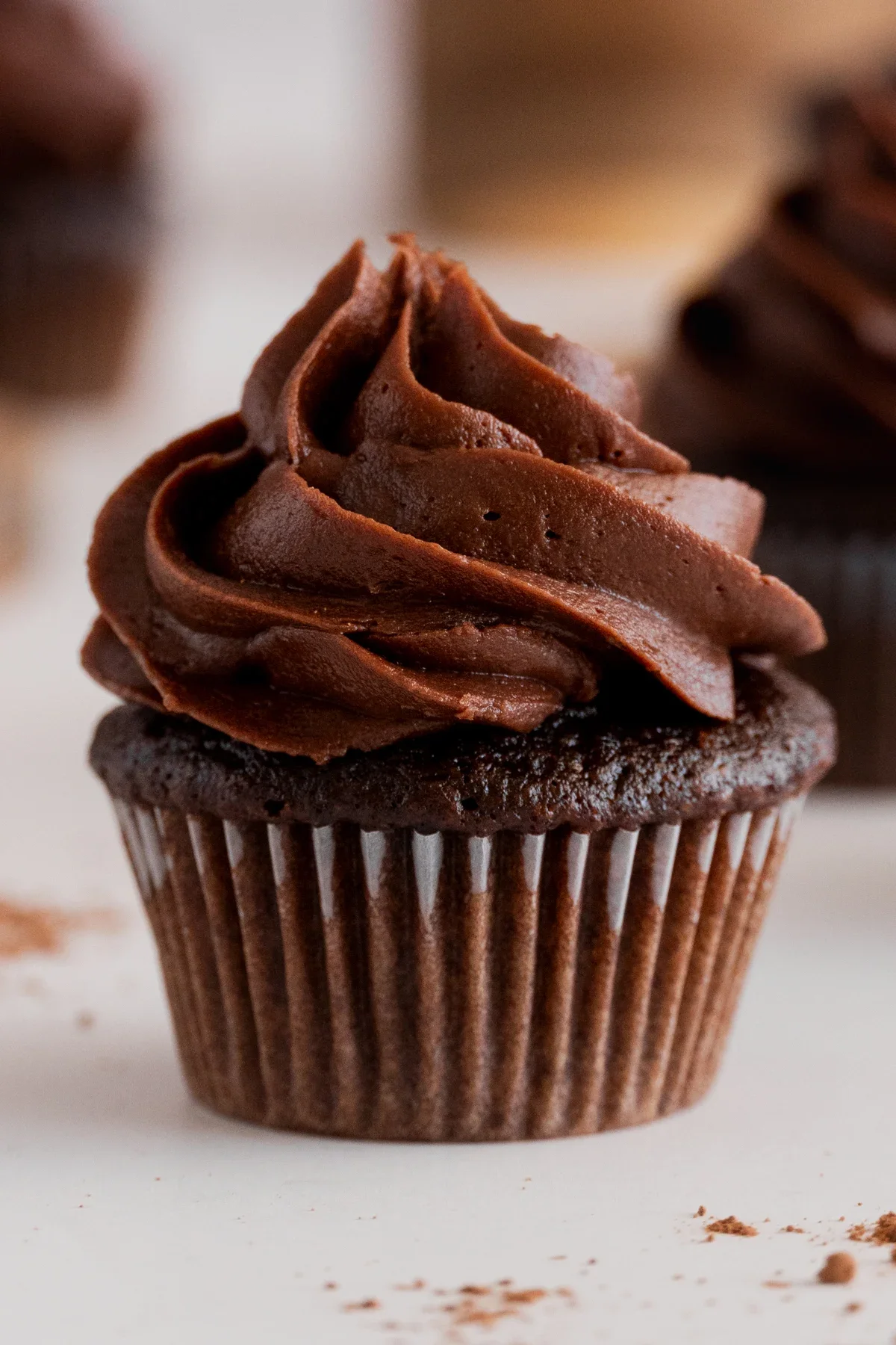 mini-chocolate-cupcake-hero.webp