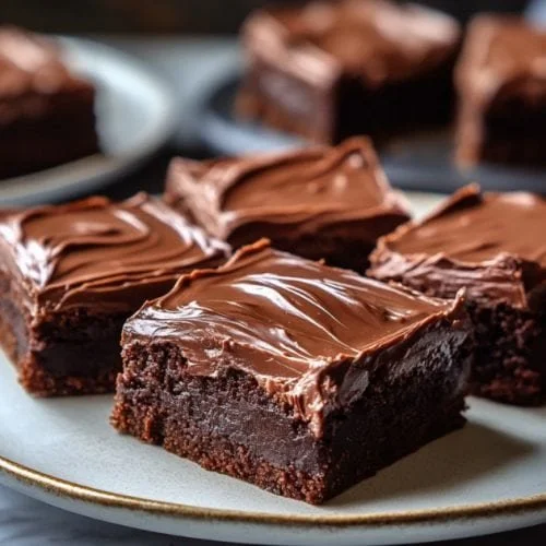 Chocolate-Frosted-Fudge-Brownies-Recipe-1-500x500.jpg