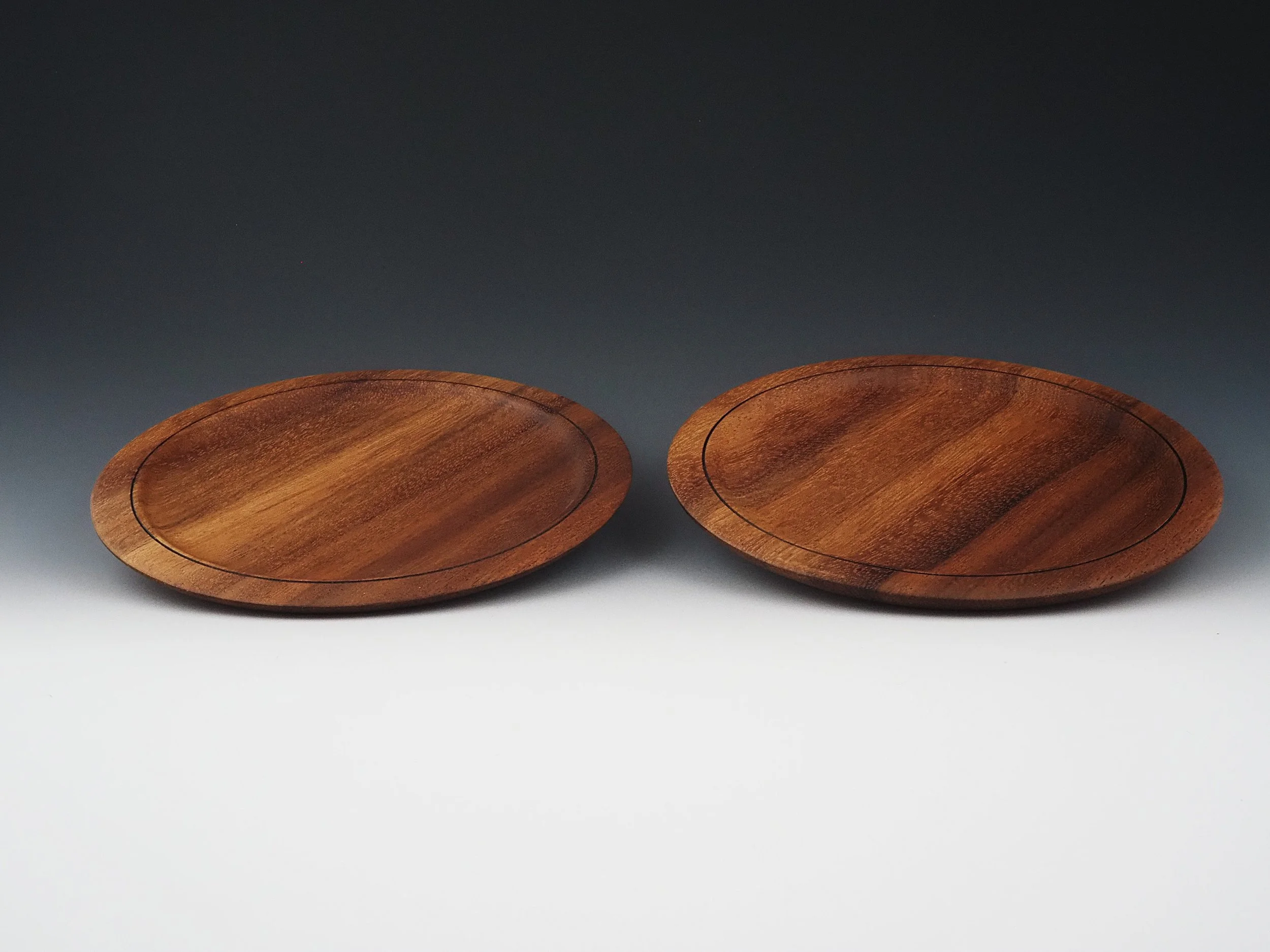 Guanacaste platters (pair)