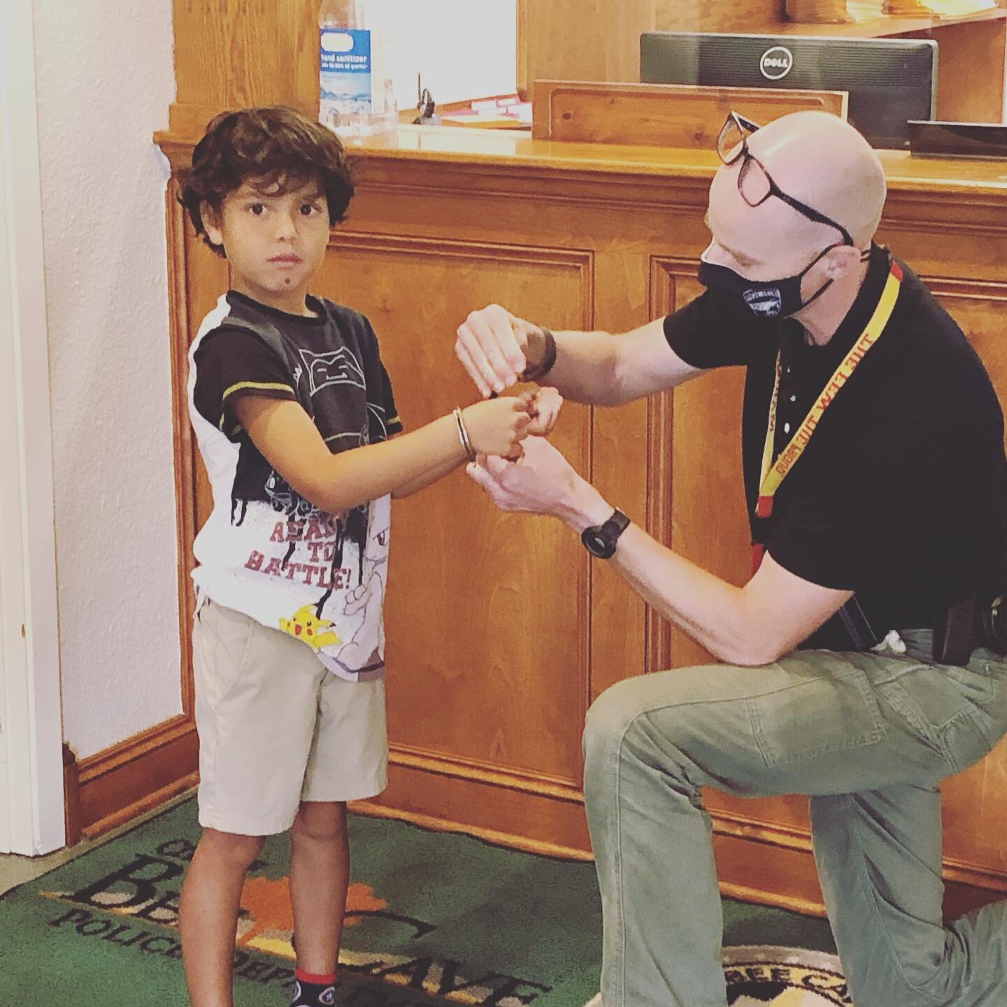 Is this Bee Cave&rsquo;s youngest suspect? Think again. 6 year old Tristan found a set of handcuffs without a key and got locked into a predicament. Tristan got a BCPD goodie bag and his parents got a brand new spare handcuff key! This guy made our d