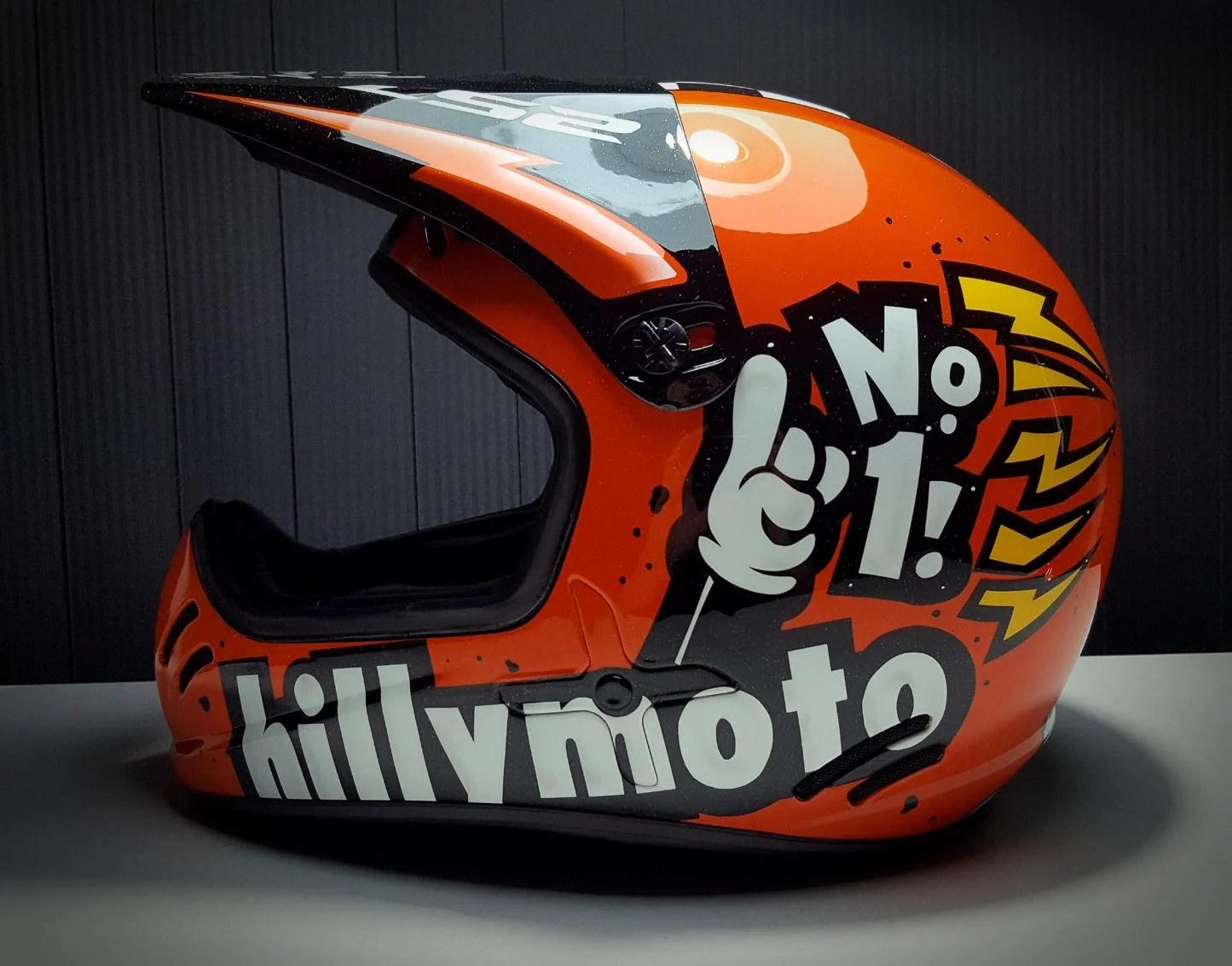 Bullit Motorcycles: LS2 helmet winning design unveiled 