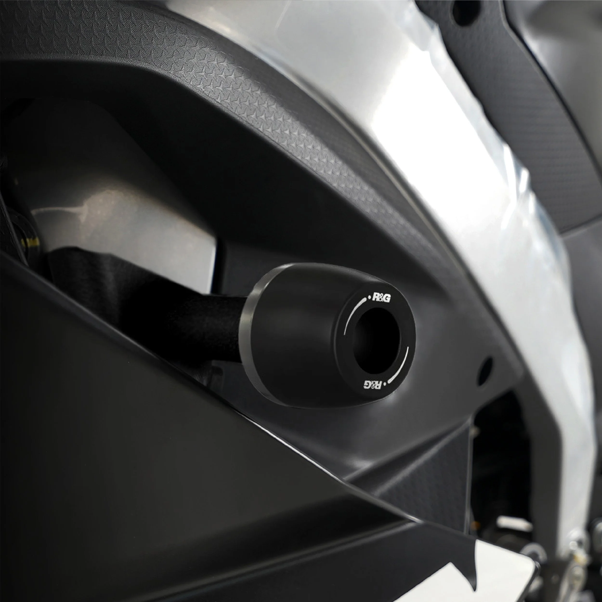 R&amp;G unveils all-new Apex range 
