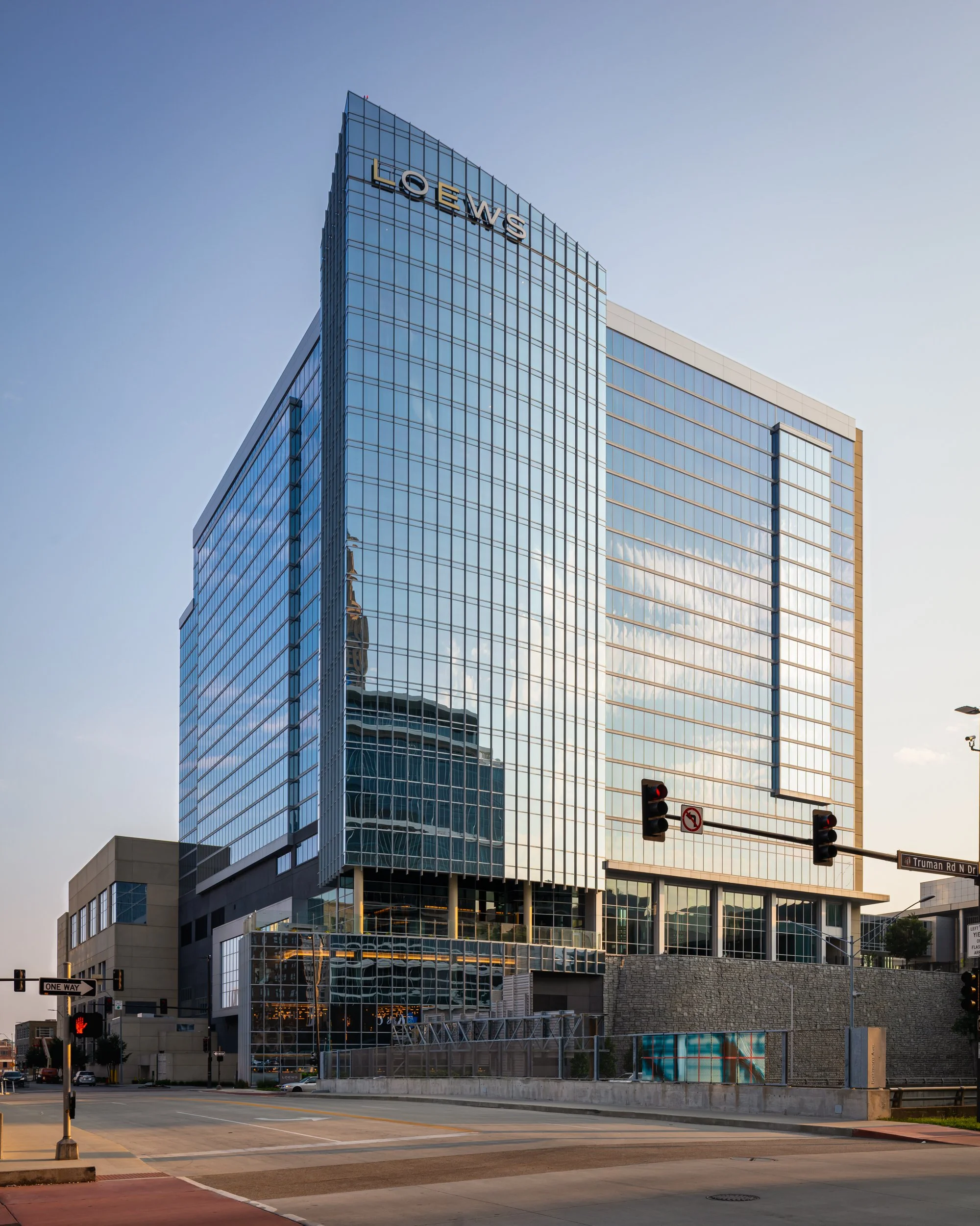 LOEWS.jpg
