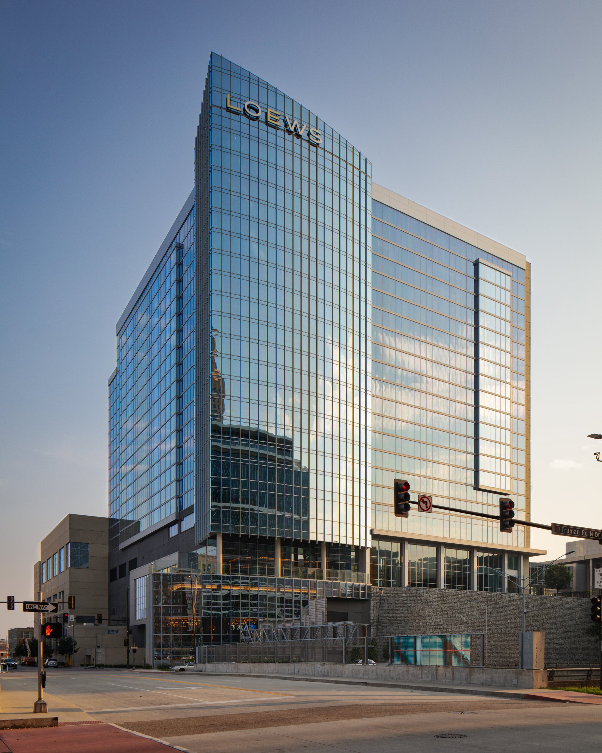 LOEWS.jpg