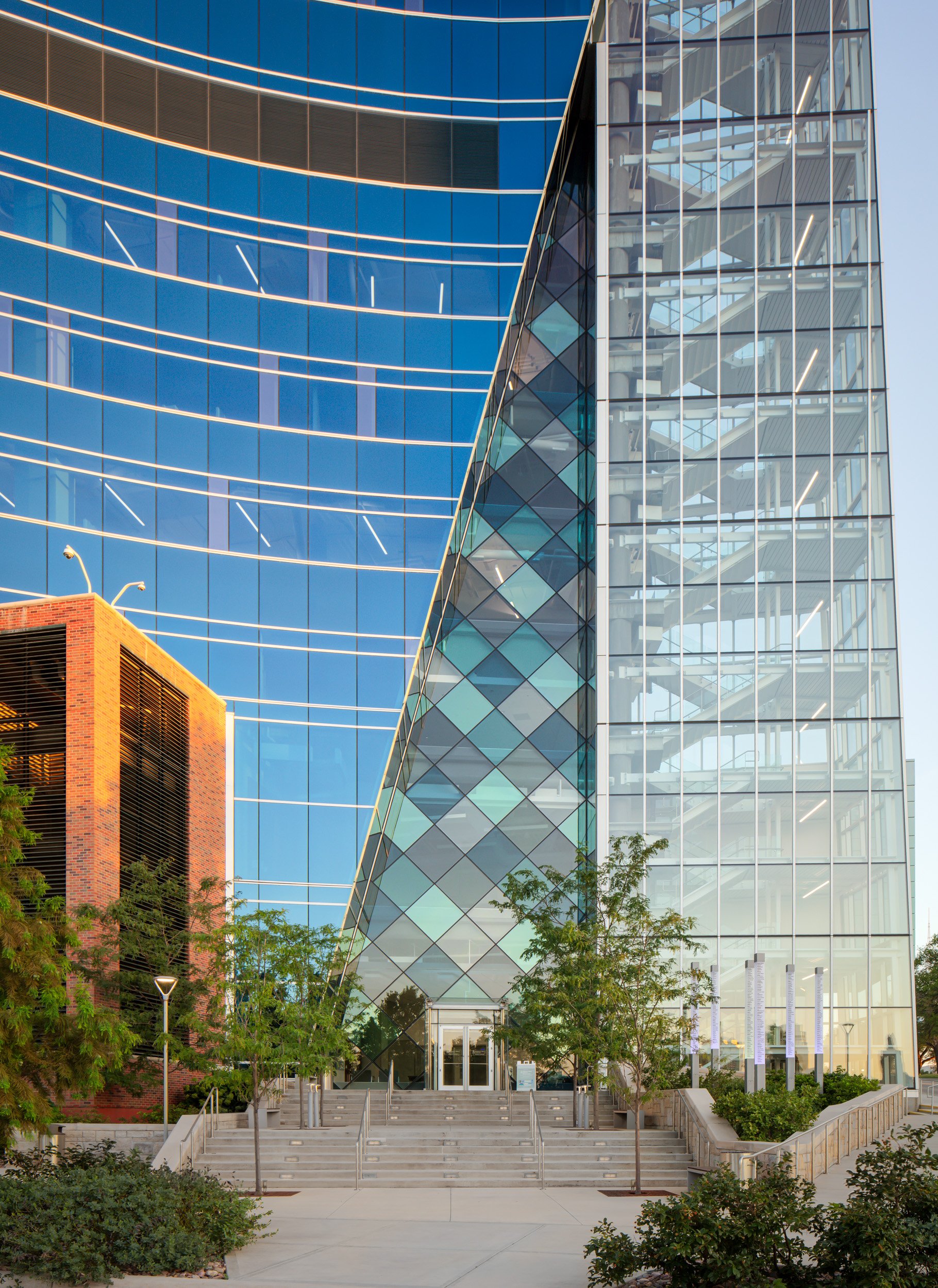 VERTICAL TOWER.jpg
