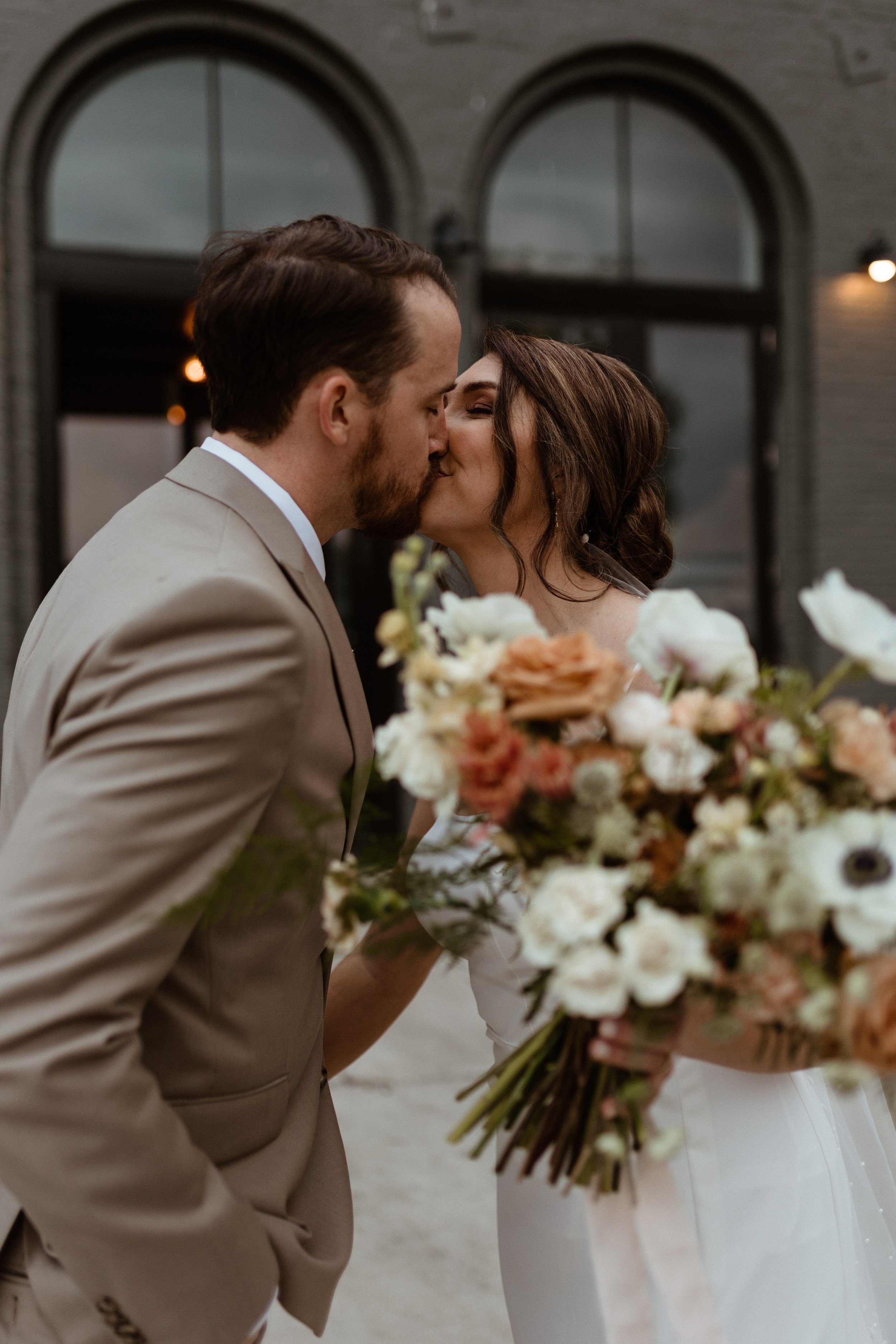 lindsey-and-rand-microwedding-lightbox-alyson-kay-photography-9U7A1612.jpg