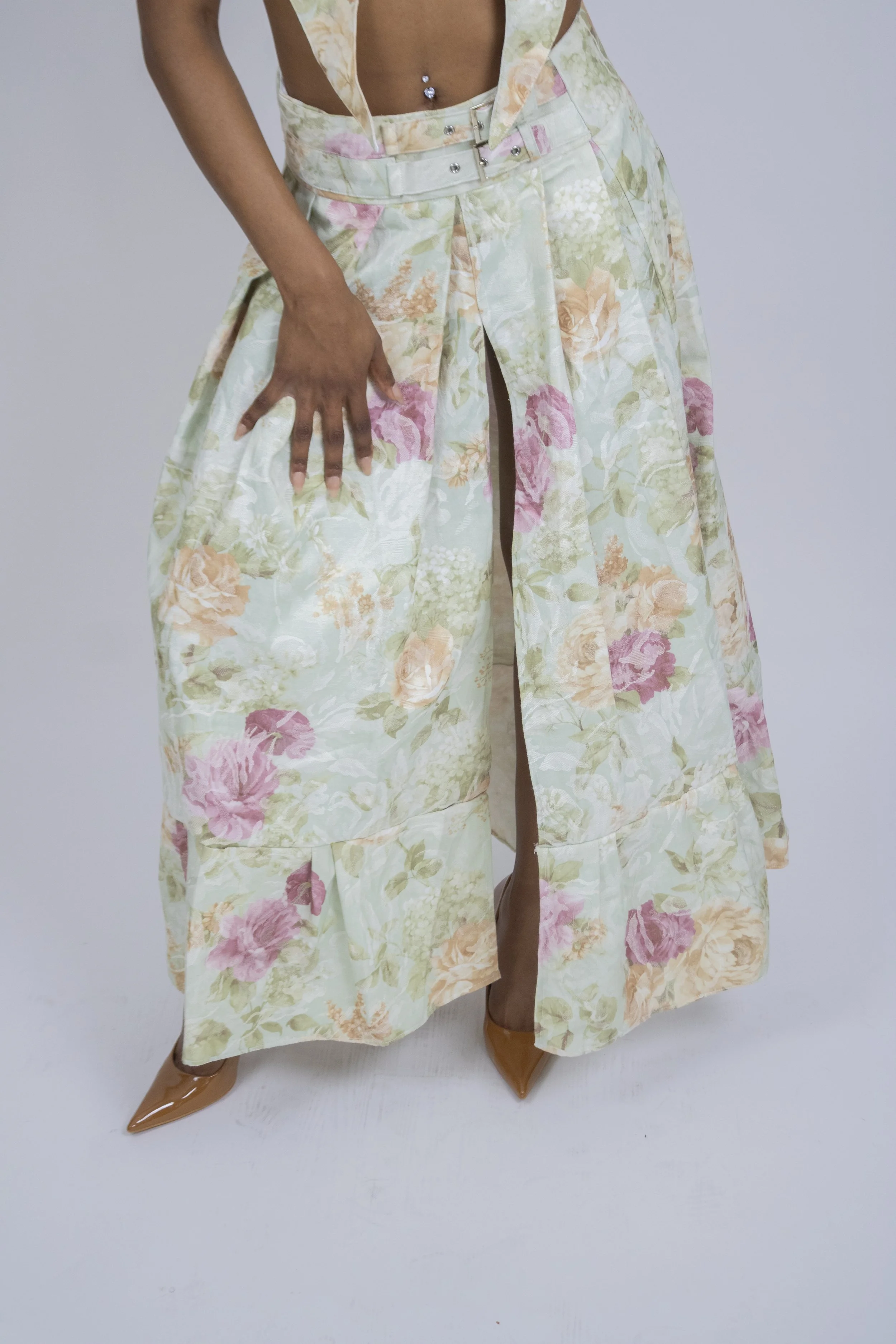 DS-023 Maxi Skirt With Slit - Pastel Garden - M