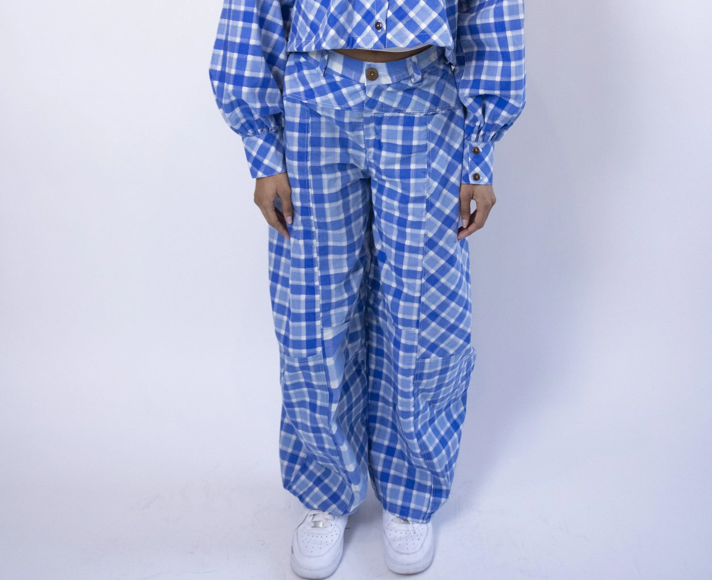 delikado photoshoot 2-6-516 (2).jpg