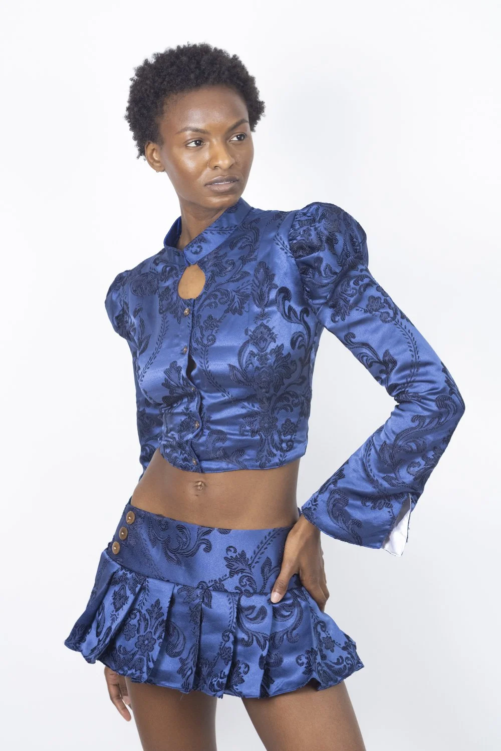 delikado 3-16-660.jpg