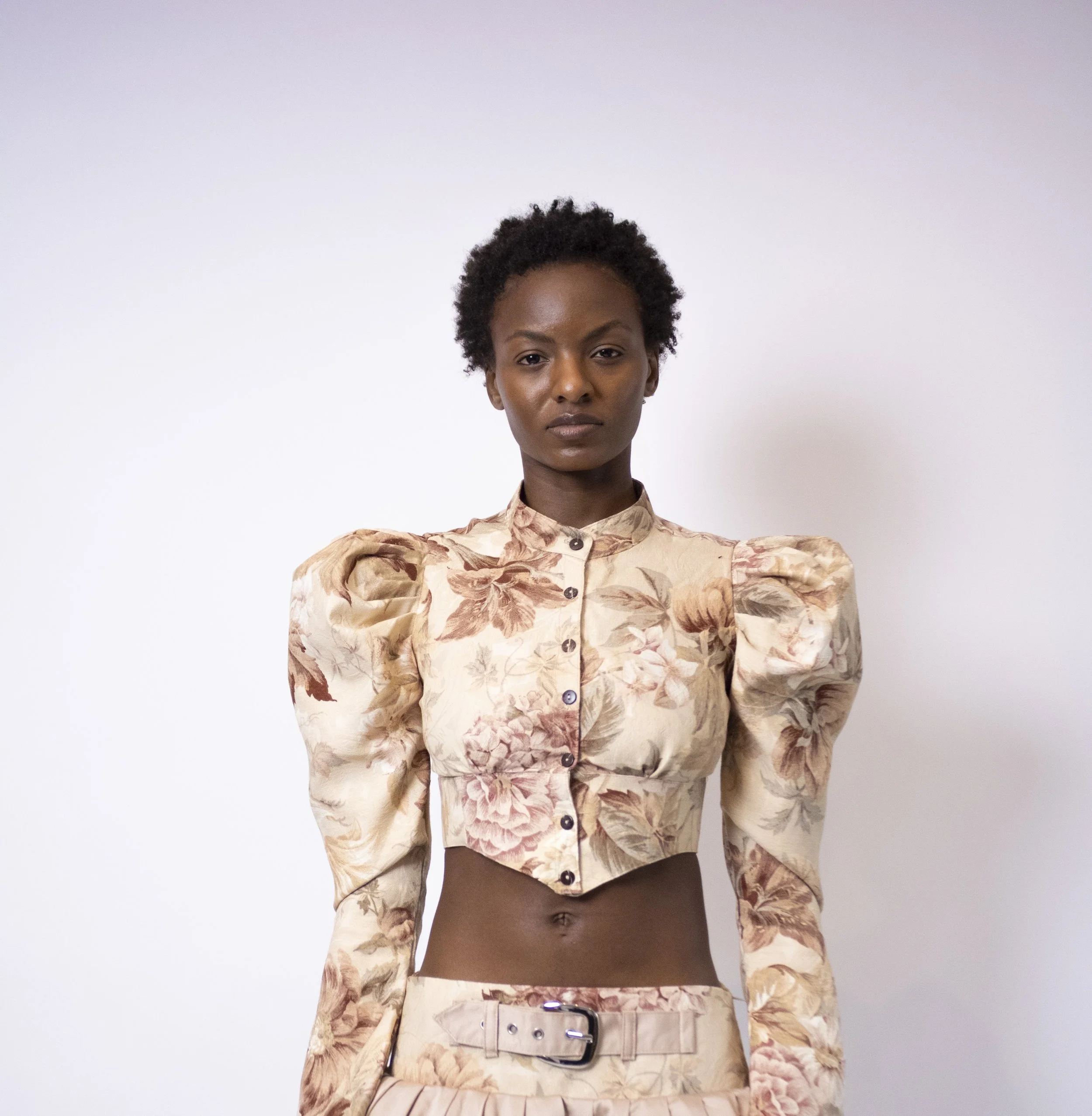 1:1 Upcycled Beige Pink Floral Puff Sleeve Top – S