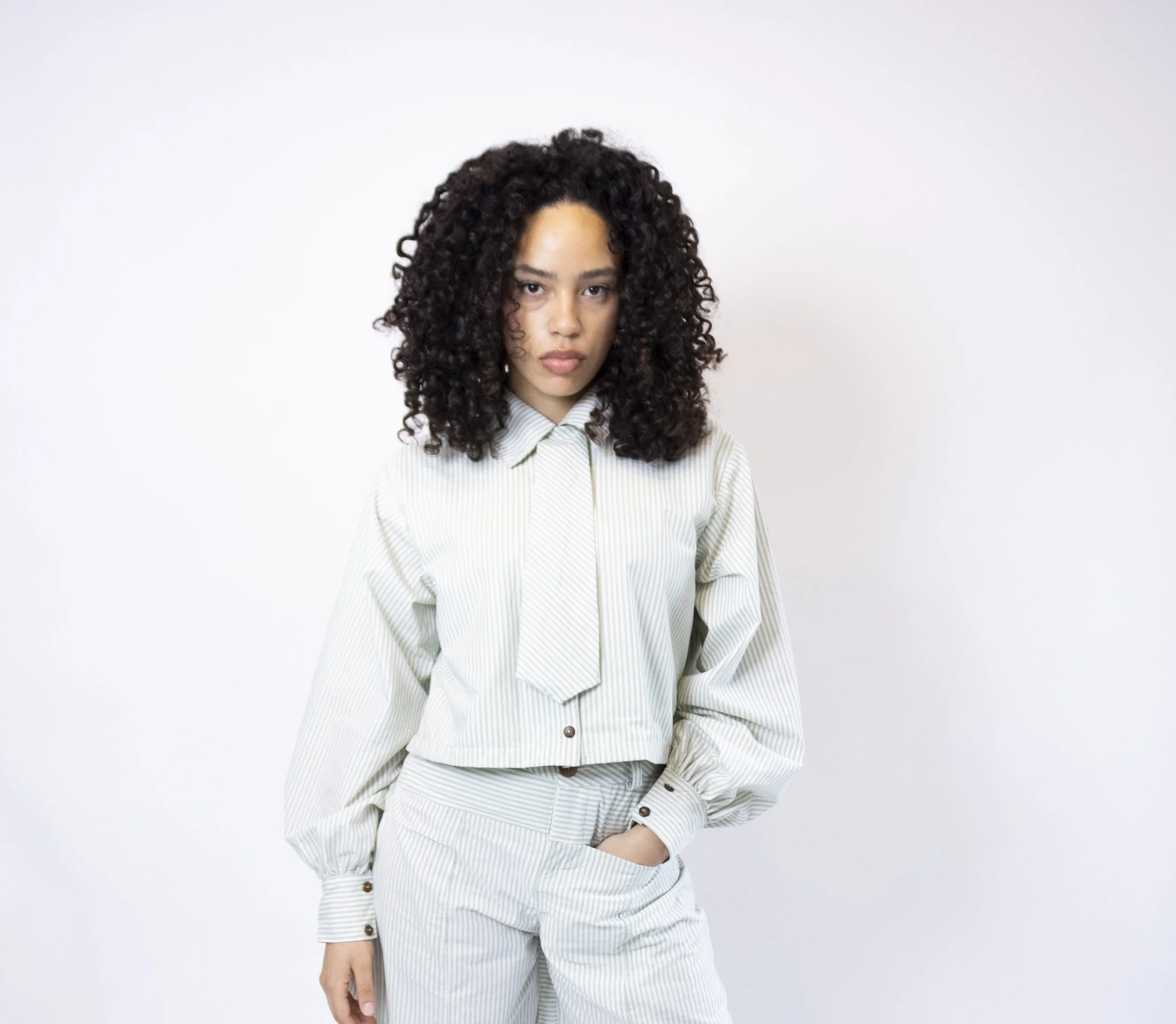 1:1 Upcycled Sage Stripe Boxy Crop Button Up – M