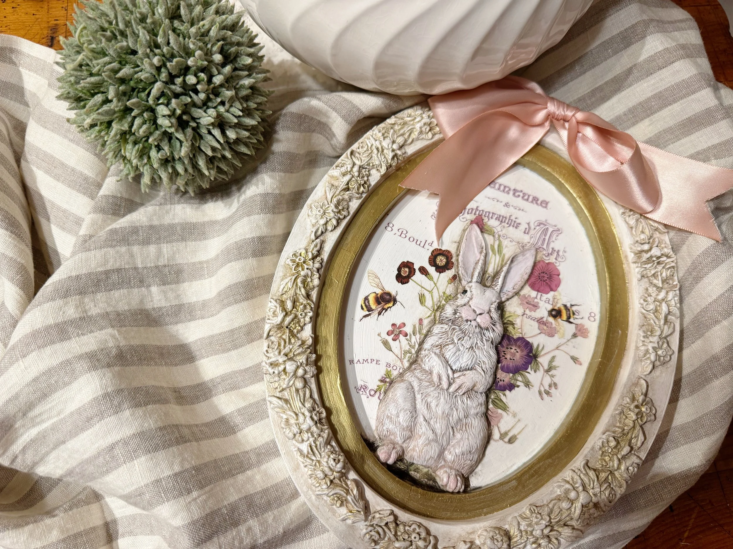 ynne Brundage _ Bunny Oval.jpg