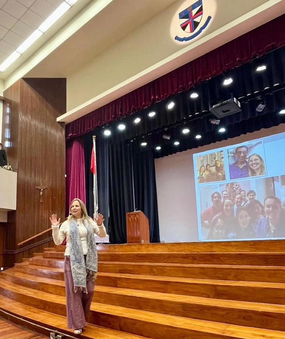 Speaking for the Maryknoll Convent School - a famous Catholic girls school in HK. 

#laymissionary #missionphotos #springmission #hongkong #speakingforchrist