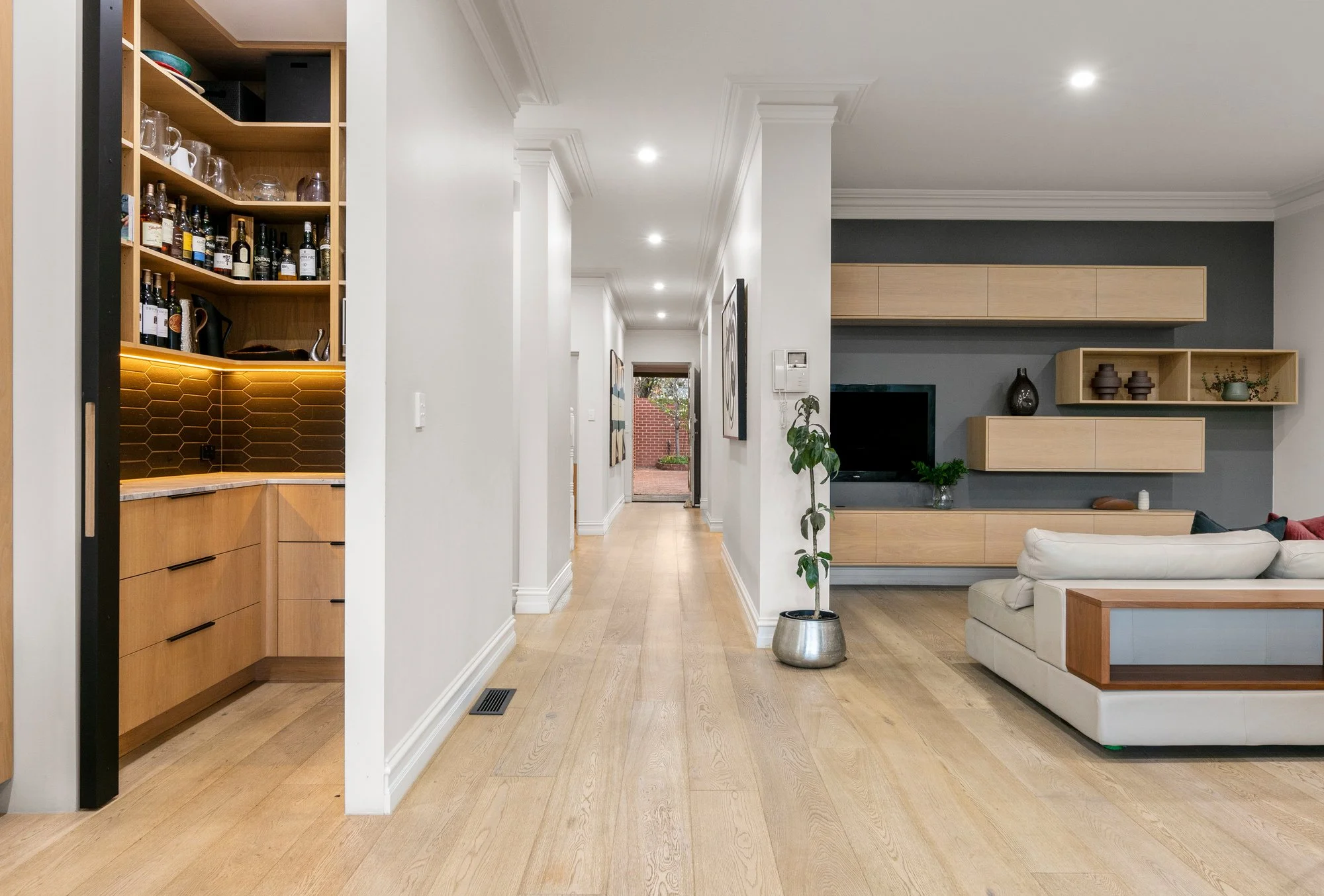 1_Enfield_Road_6.jpg