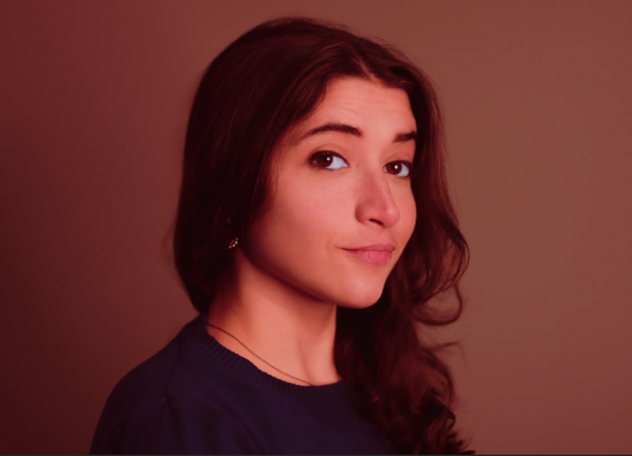 LGiannoni_Pro_Headshot_1123.png