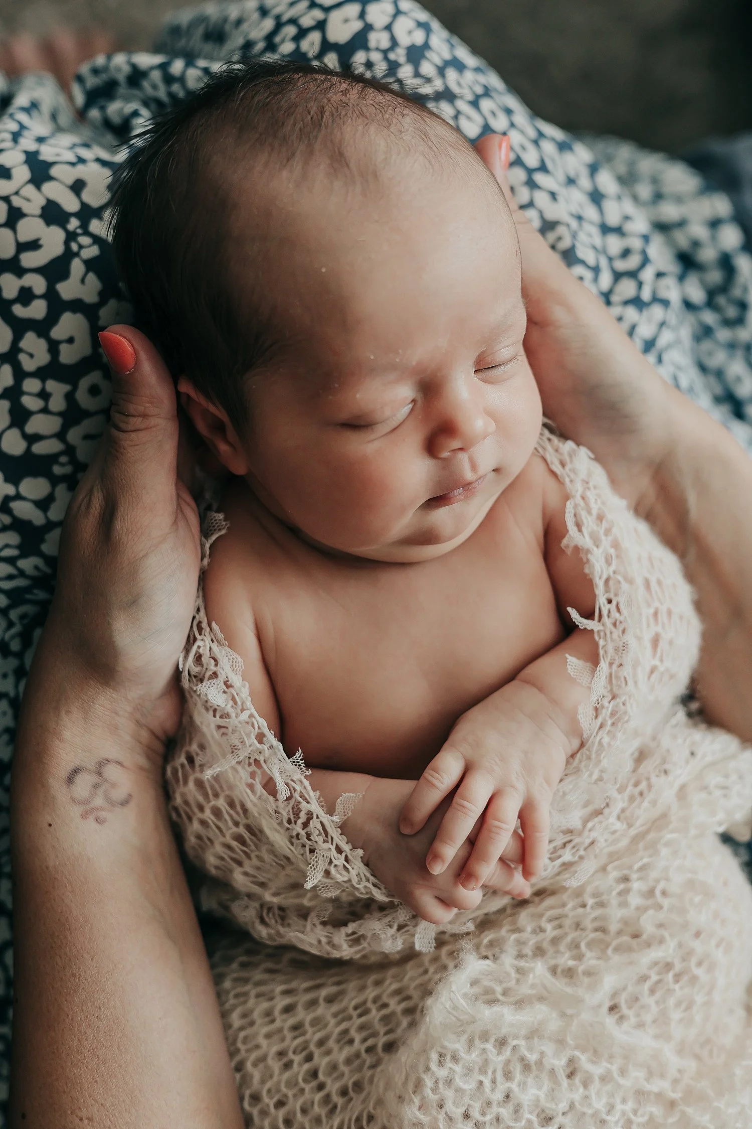 san-diego-lifestyle-newborn-photographers_0014.jpg