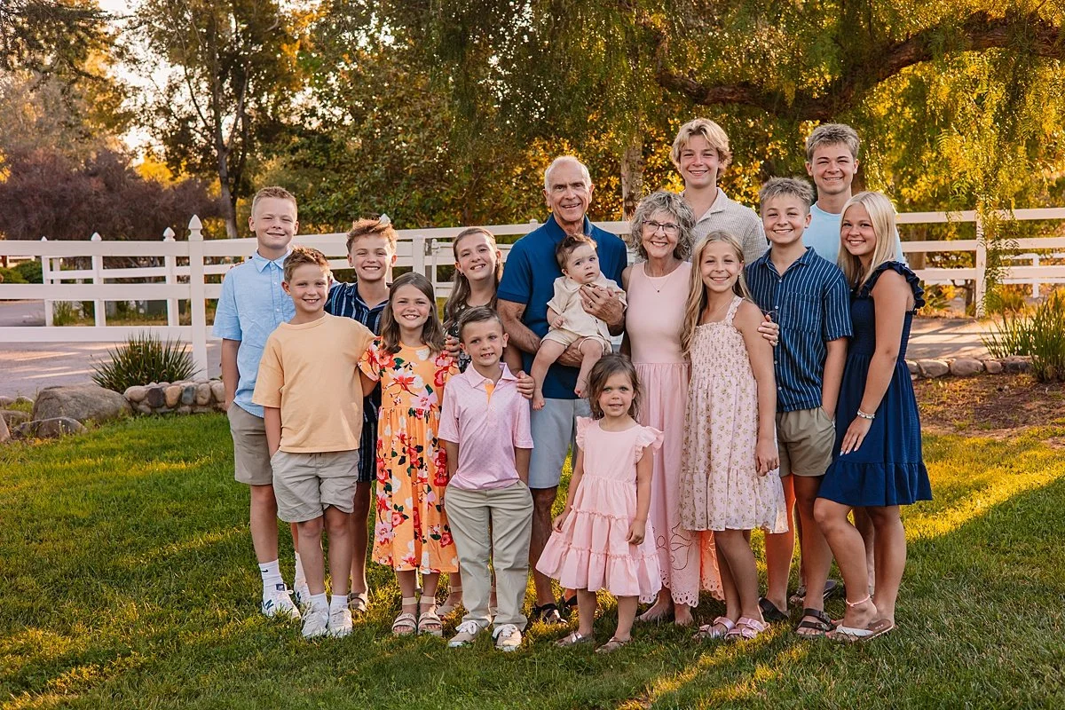 san-diego-air-bnb-photographer-extended-family_0003.jpg