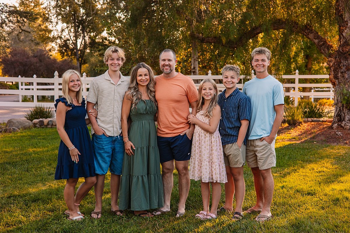 san-diego-air-bnb-photographer-extended-family_0007.jpg