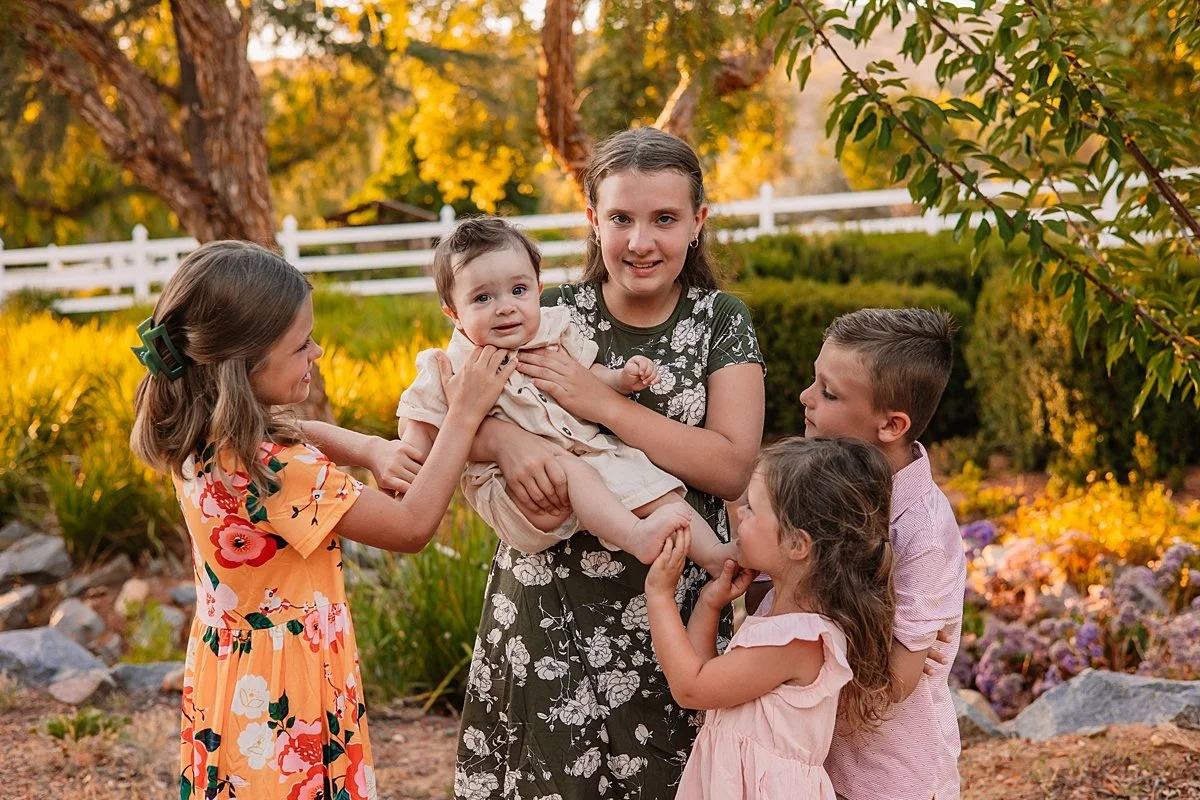 san-diego-air-bnb-photographer-extended-family_0013.jpg
