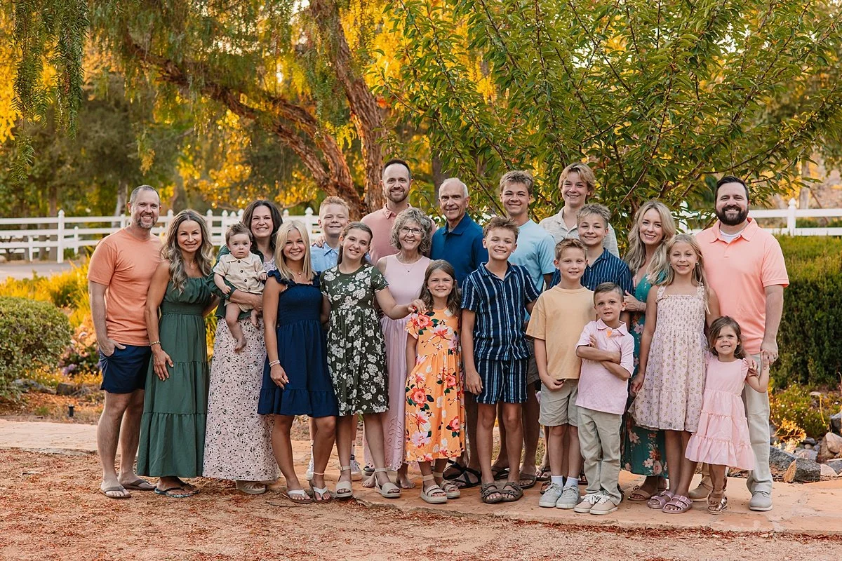 san-diego-air-bnb-photographer-extended-family_0018.jpg