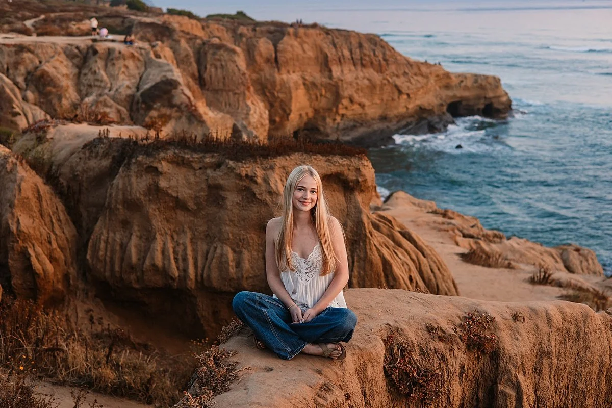 sunset-cliffs-san-diego-senior-photos_0018.jpg