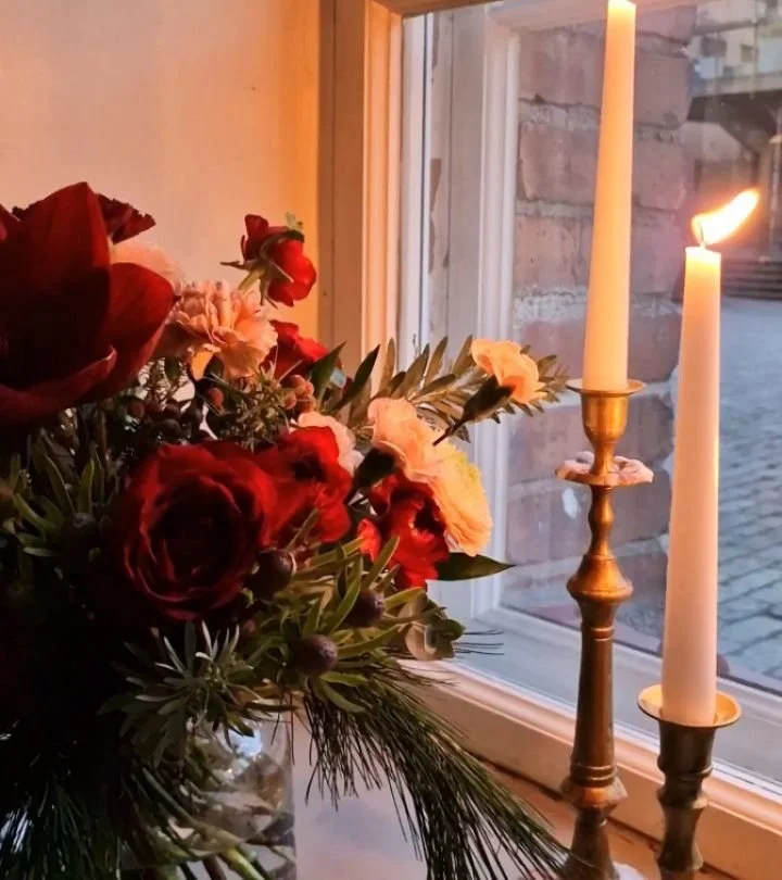 Joulun kimput, kranssit ja muut kukkatuotteet nyt tilattavissa Kukkatehtaan verkkokaupasta!🎀✨️🎄

Katso tuotteet sek&auml; tarkemmat nouto- ja toimitustiedot www.kukkatehdas.net/verkkokauppa 

Joulun aikaan meid&auml;n tuotteita l&ouml;ytyy my&ouml;