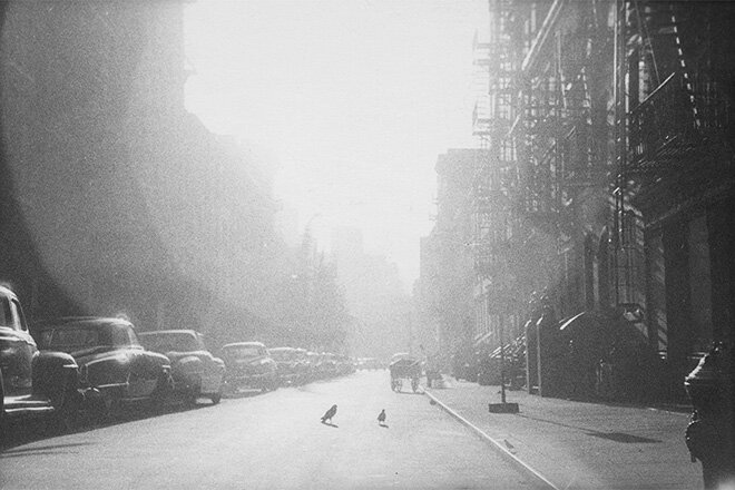 ソール・ライター 《ニューヨーク》 1950年代、ゼラチン・シルバー・プリント ©Saul Leiter Foundation