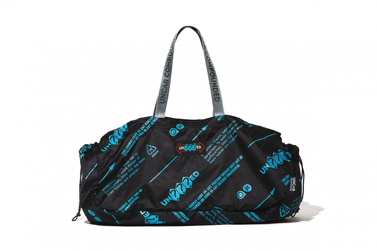 RAIN COVER TOTE 48×24×29cm / パッカブル収納時：48×39cm ¥3,500（税抜き）