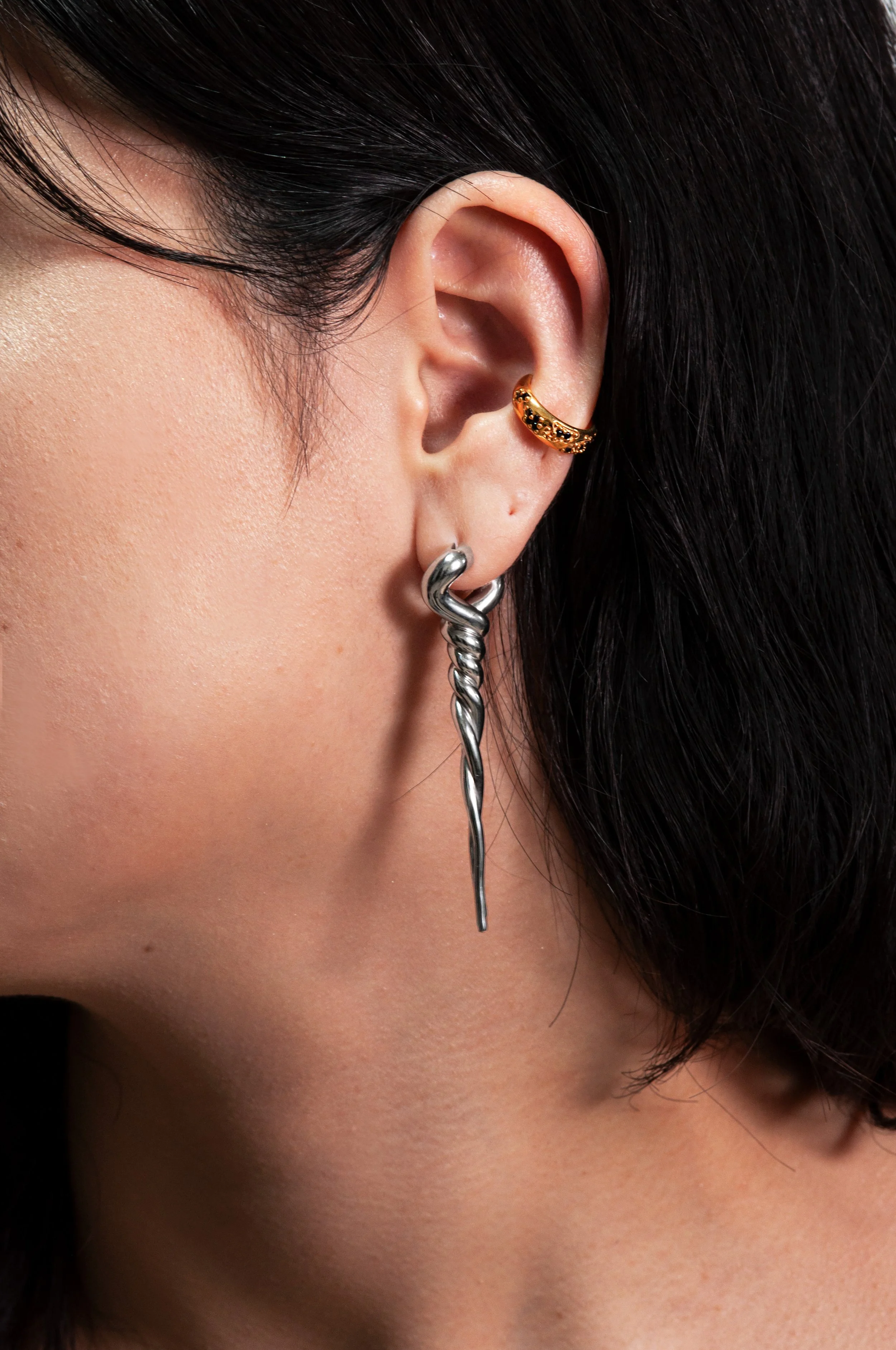 Tngle earring & Exclave Earcuff.jpg