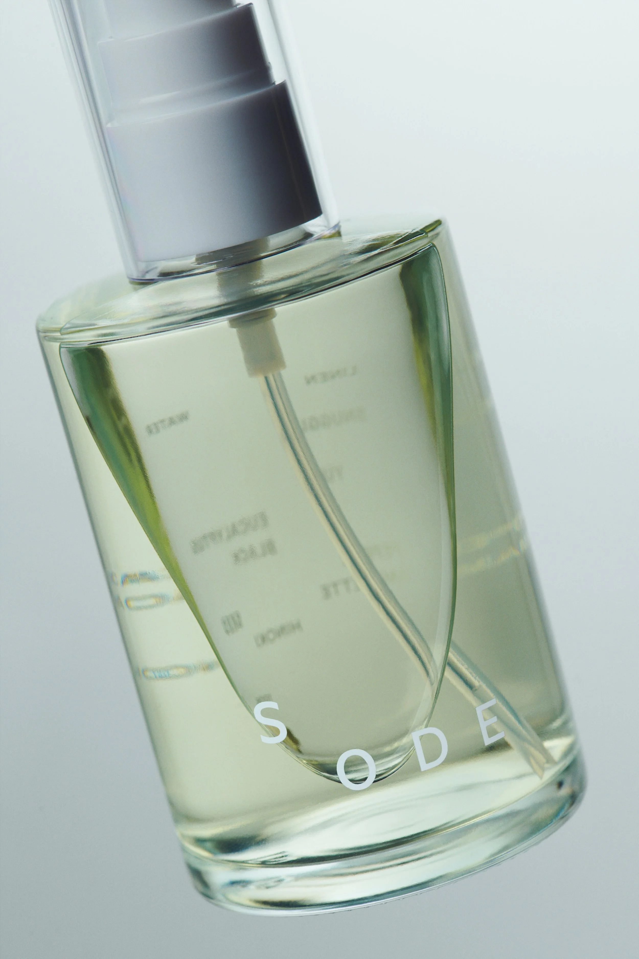 ブランドインタビュー】“感情をそっと包んでくれる香り”を生み出す、調