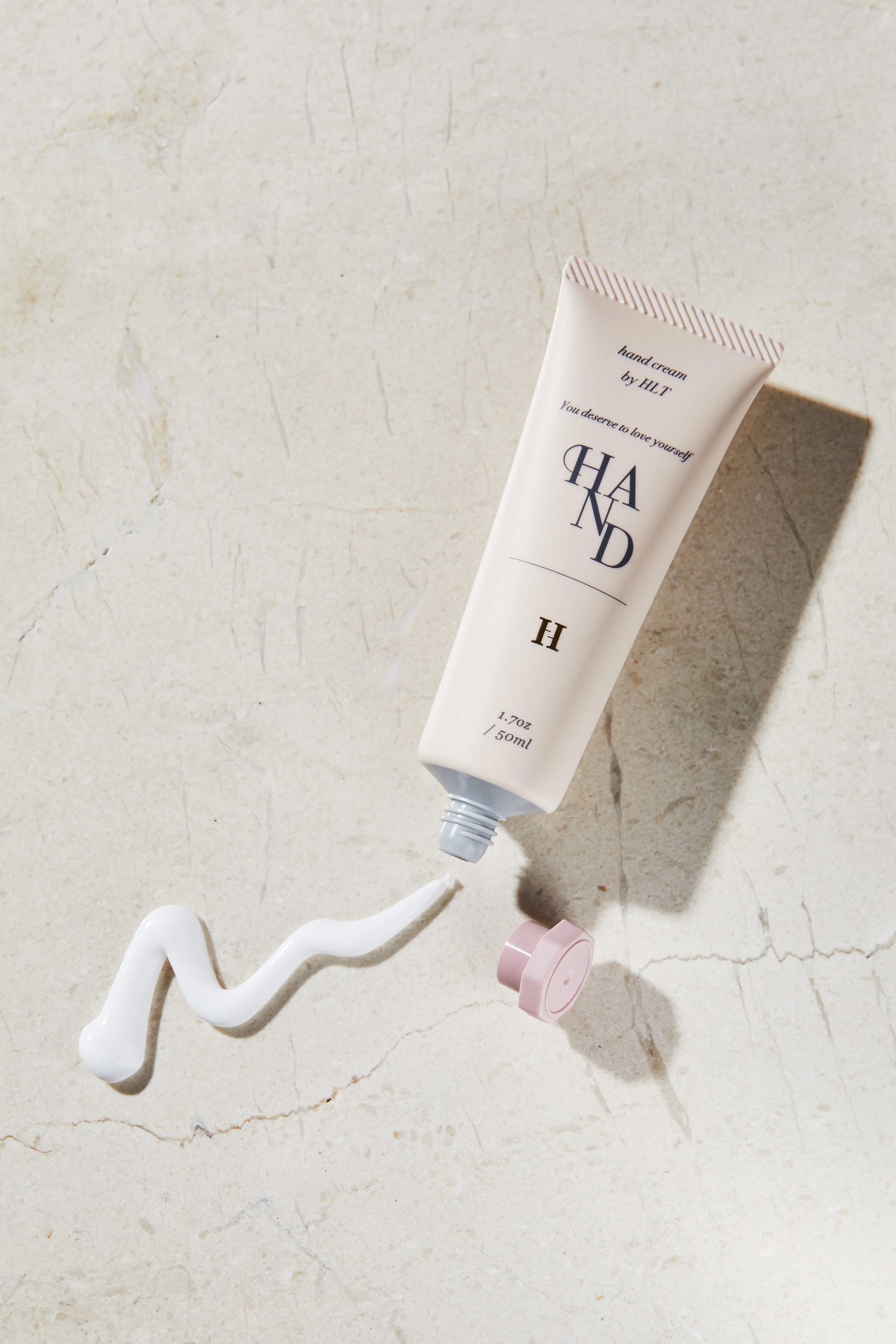 RICH HAND CREAM - NUDE PEARL -　¥2,300(tax in)