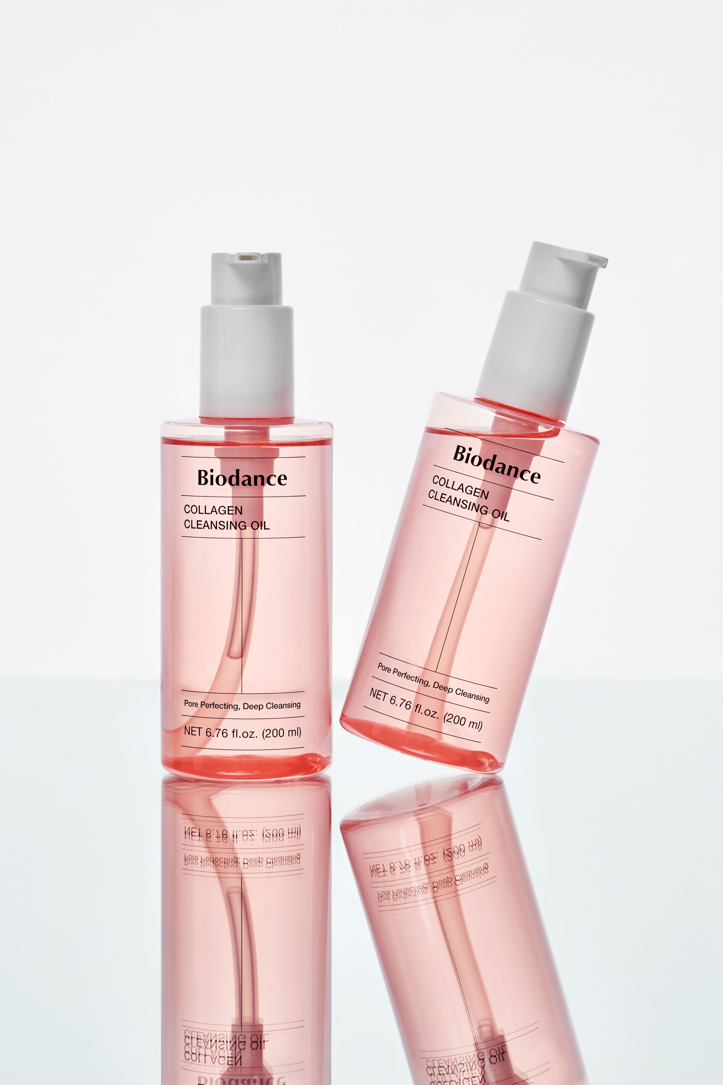 コラーゲンクレンジングオイル 2,970円(税込)／200mL