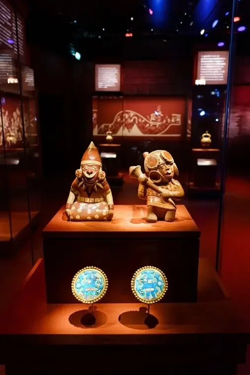 ＜シドニー会場での展示の様子＞2024年 ©MUSEO LARCO  LIMA - PERU