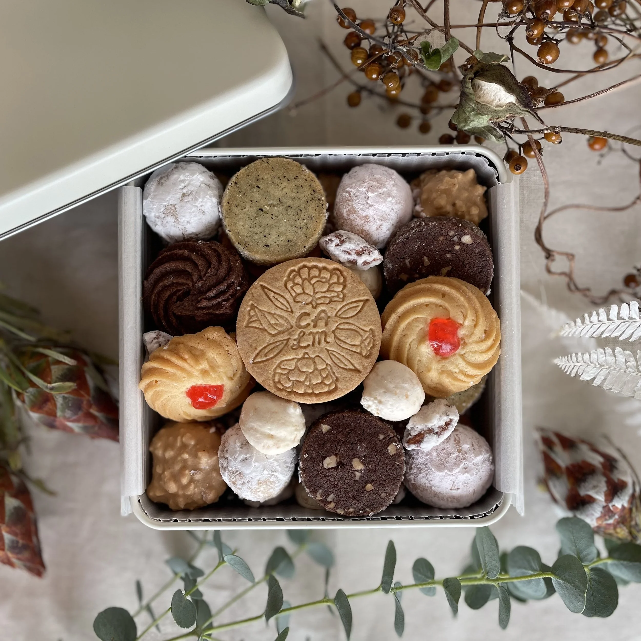 Calm flower and bake shop