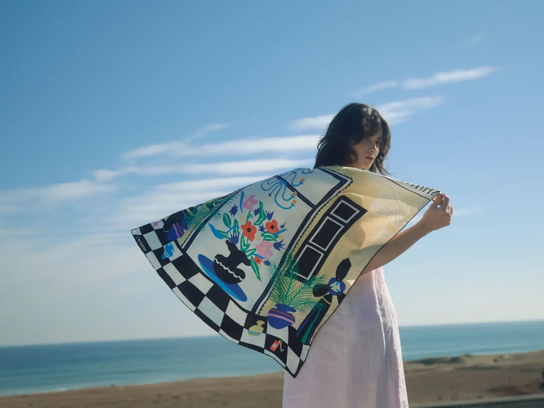 スカーフひとつで、春が変わる。マニプリが伊勢丹新宿に期間限定ポップアップで登場。