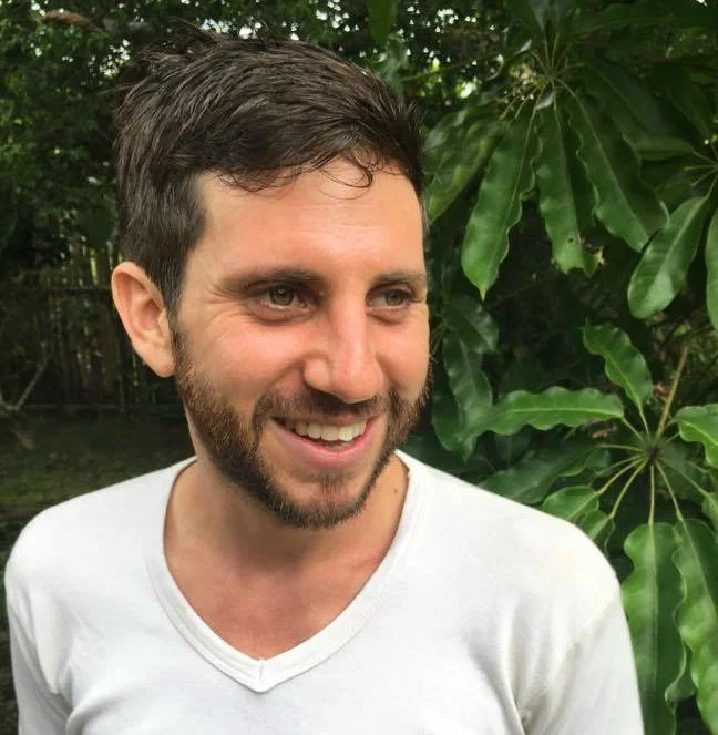 Benjamin Elan holds a master’s degree in Narrative Therapy and Community Work from Melbourne University as well as being a certified member of the Israeli Association for Traditional Chinese Medicine. With over 10 years of experience as a Chinese Medicine doctor and teacher, he has taught retreats and treated clients in over a dozen countries. He is also a Fang Shi - an executive spiritual and holistic advisor. He currently serves as an acupuncturist, medical qigong instructor and mental health professional at the renowned Tao Garden Health Resort in Chiang Mai. In his free time, he enjoys performing poetry and drinking tea with his friends.