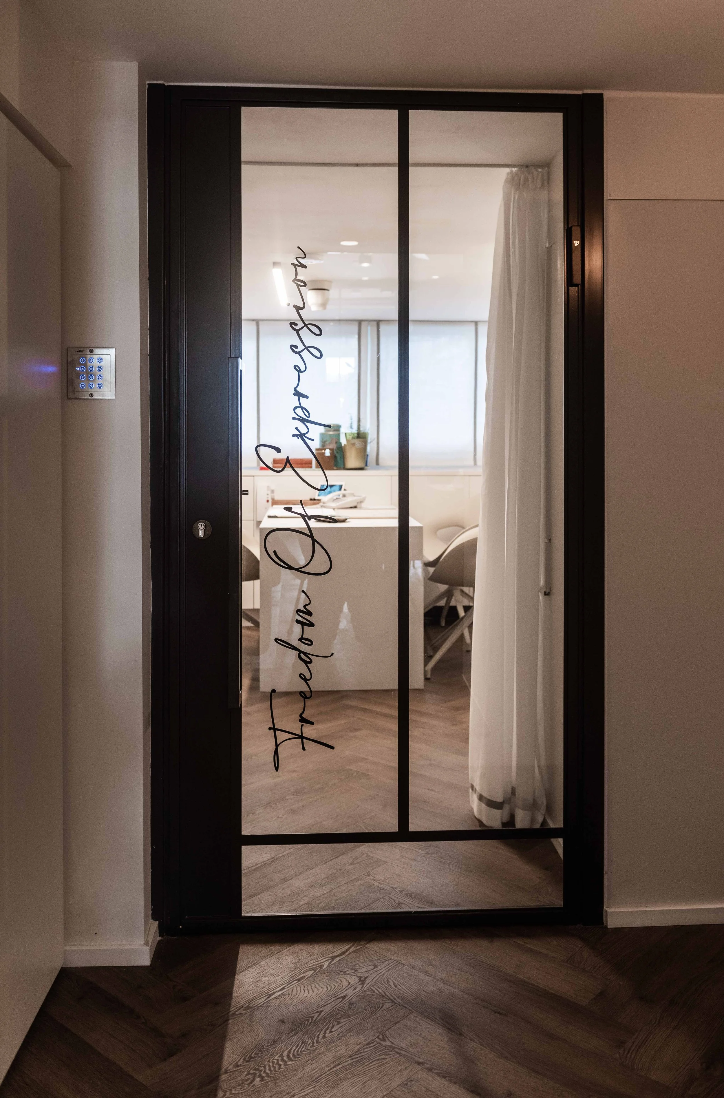 GiladRadat -7359R.JPG