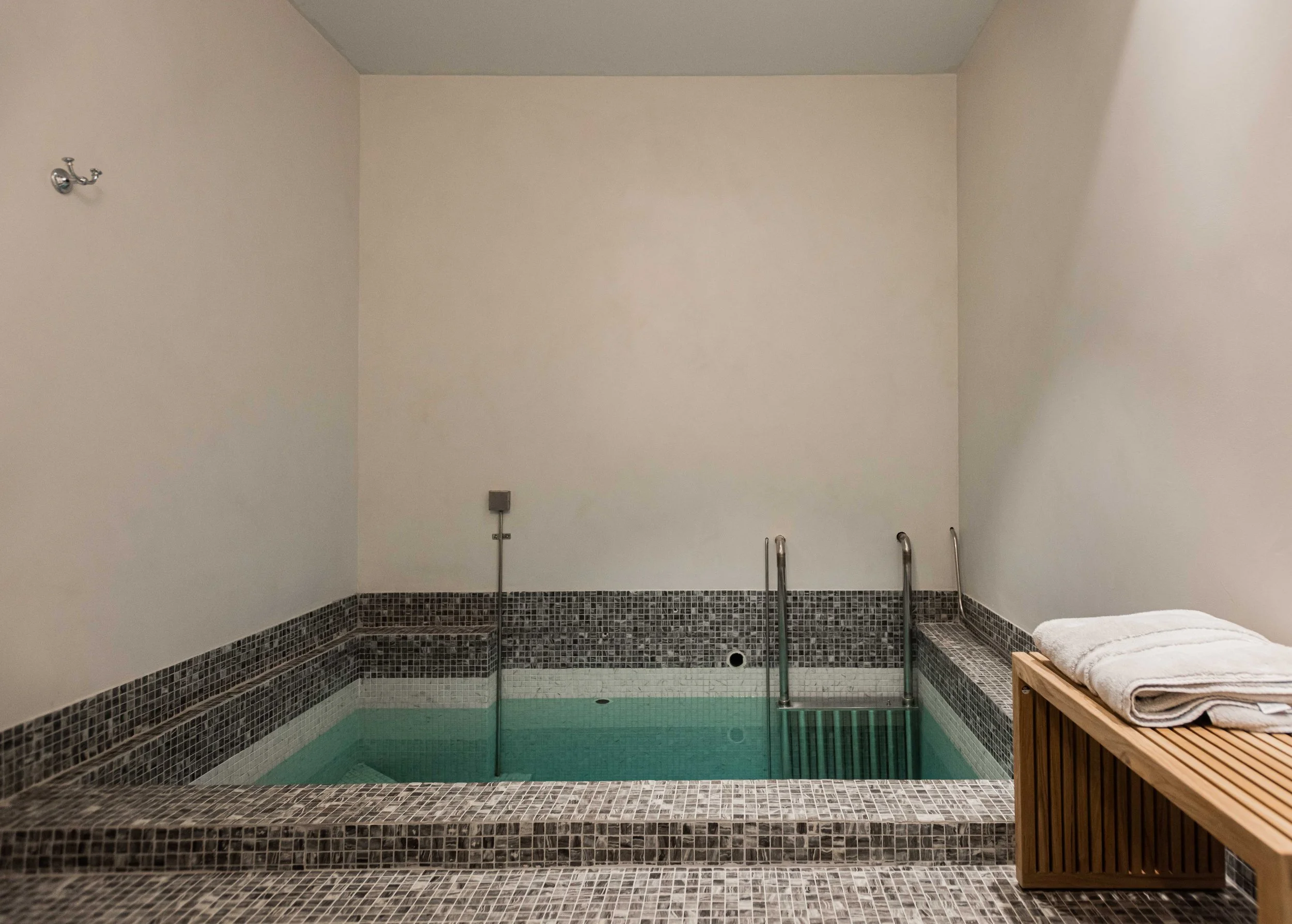 GiladRadat -0578.JPG