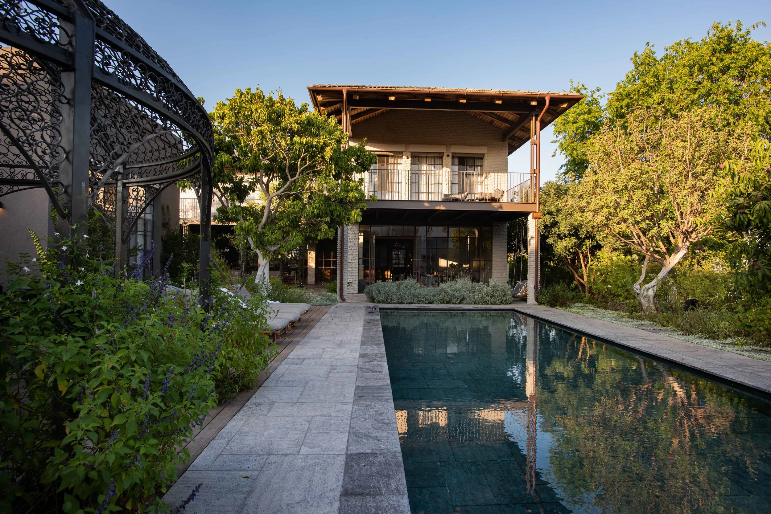 GiladRadat -2887.JPG