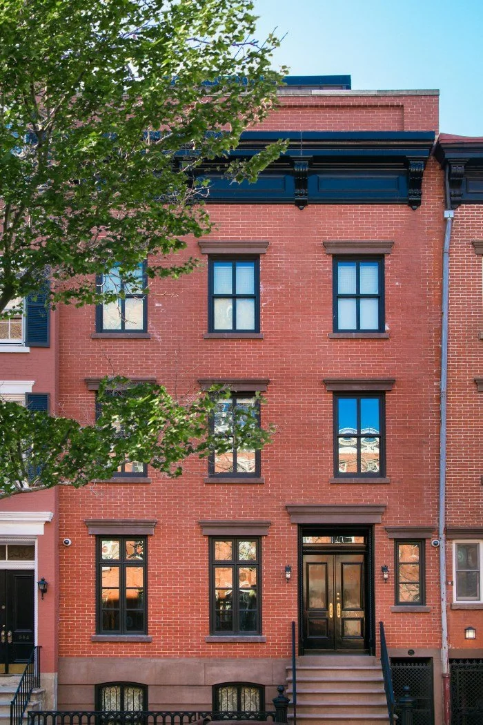 Alex's Townhouse