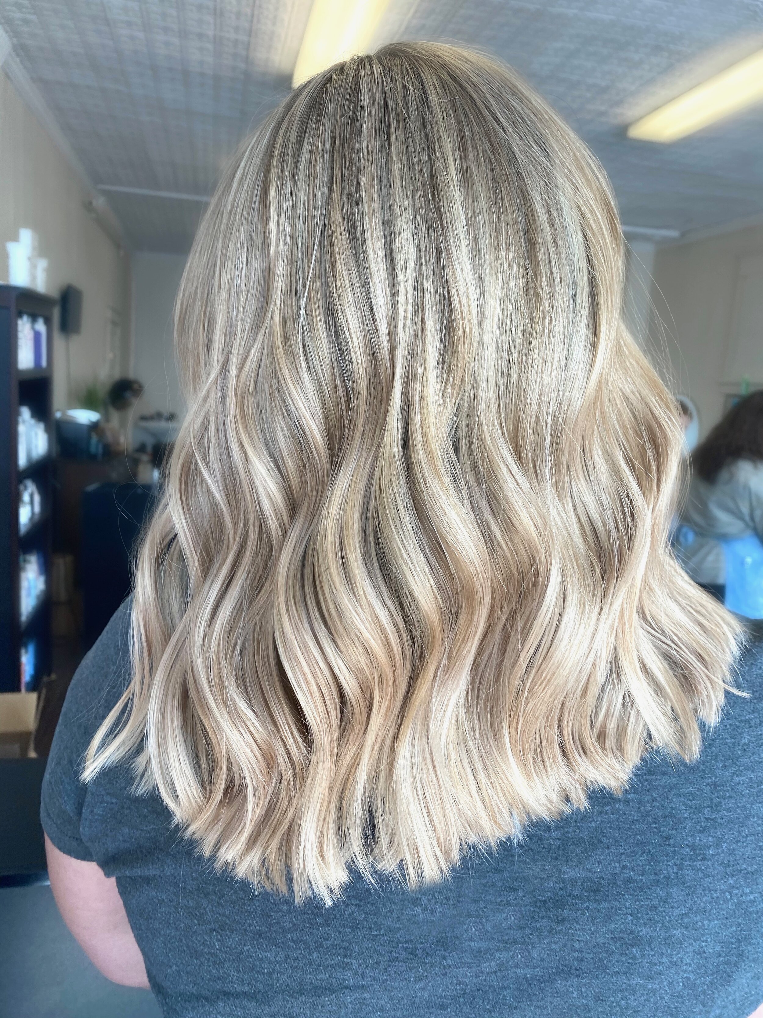 personalized blonding created by Michaela Giard