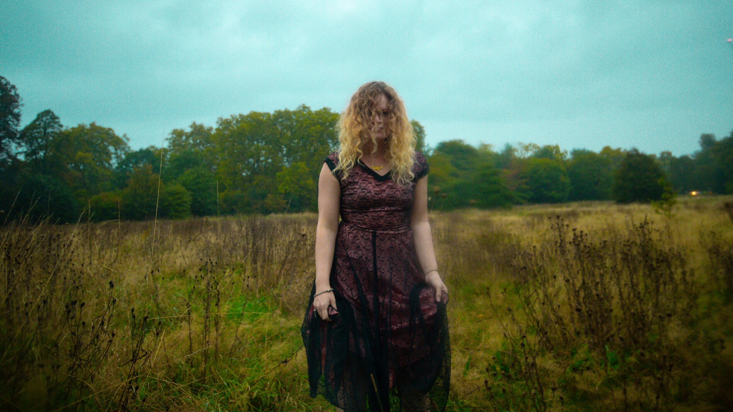London folk artist Penniless Cove releases new single "River Lea"