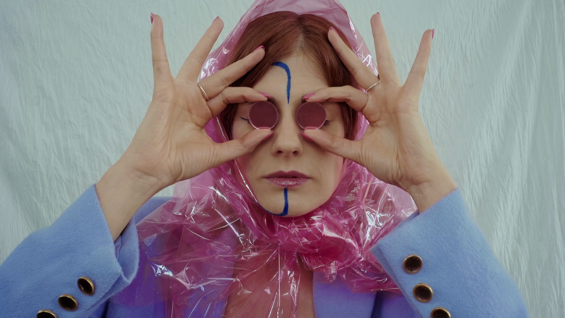 Ani Glass releases title track from forthcoming album 'Mirores'