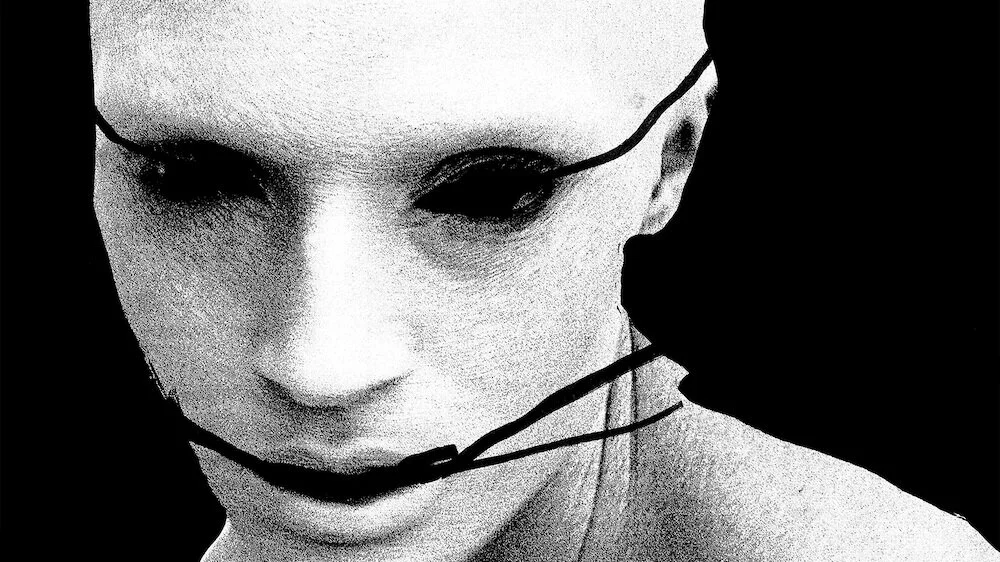 Poppy announces 'I Disagree (More),' releases new song "Khaos x4"