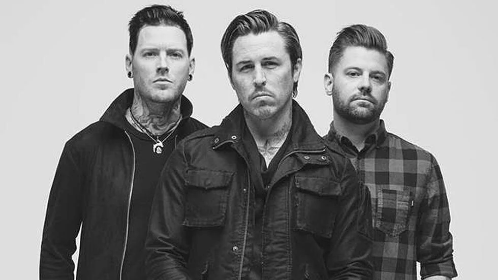 Eighteen Visions announce 'Inferno' EP, release new song "Sink"