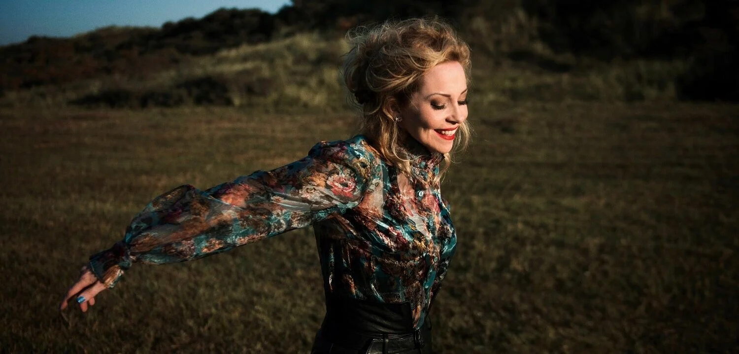 Anneke van Giersbergen announces 'The Darkest Skies Are The Brightest' virtual event