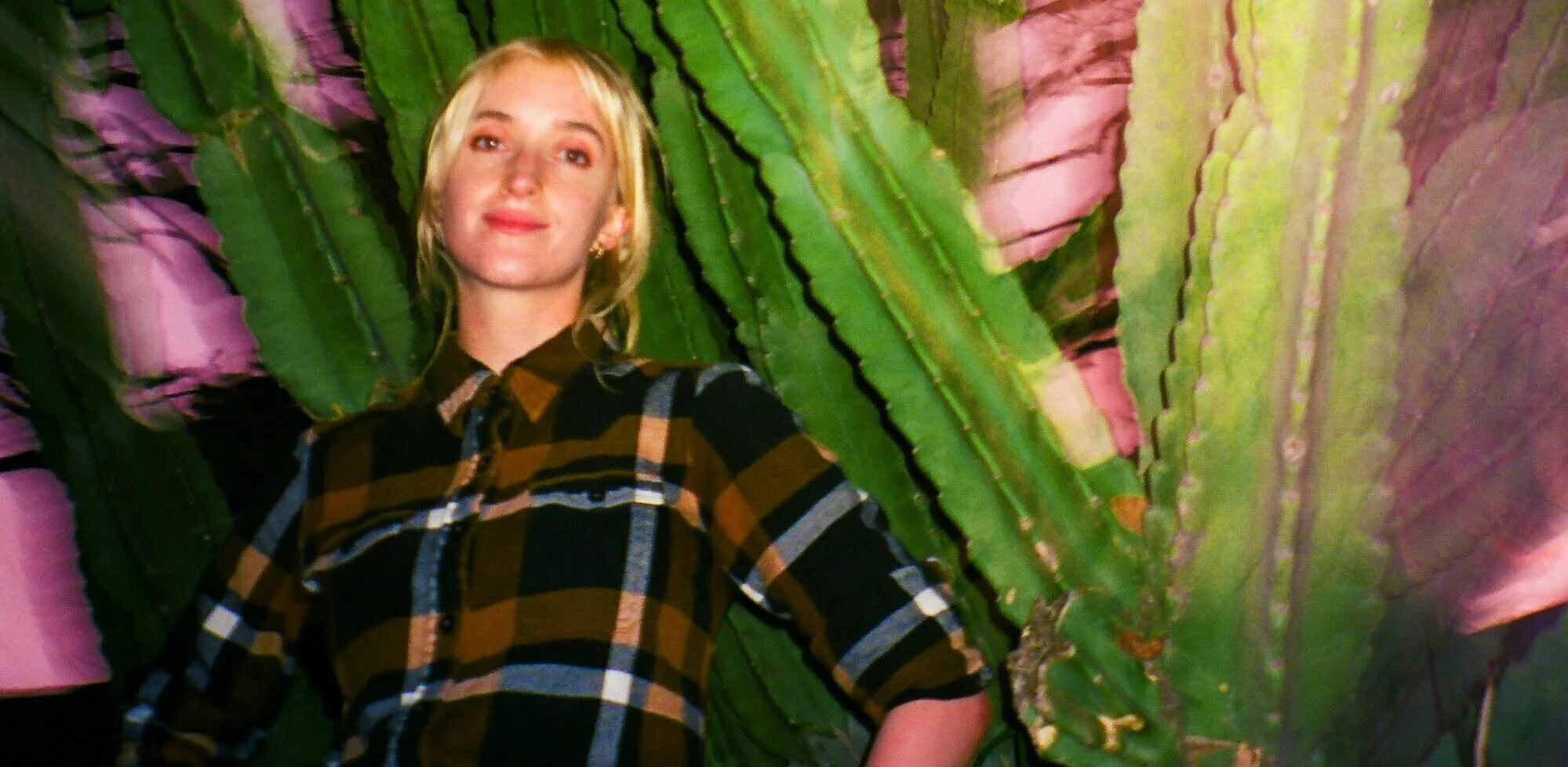 Red Ribbon releases new single "Way"
