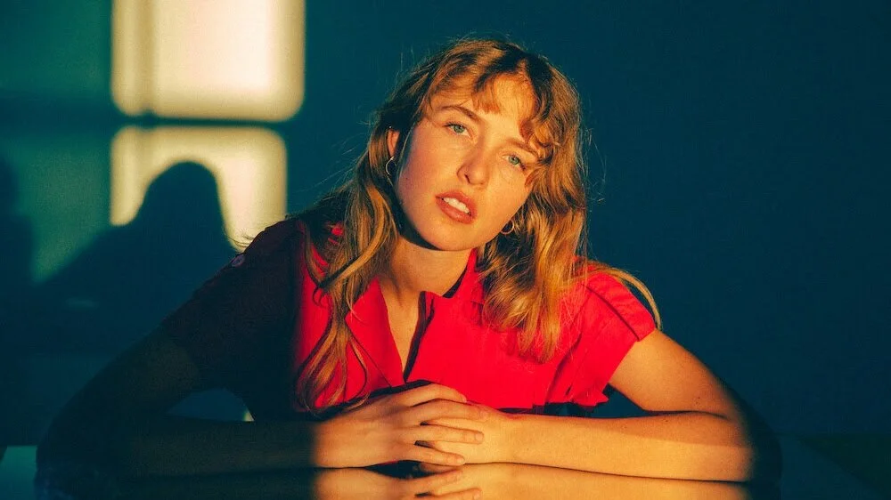 Ora The Molecule releases new single "Die To Be A Butterfly"
