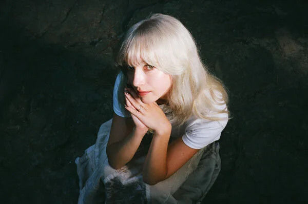 Girlpuppy announces debut EP 'Swan,' releases new single "As Much As I Can"